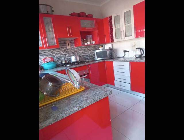 3 BEDROOM HOUSE FOR SALE IN BIRCH ACRES